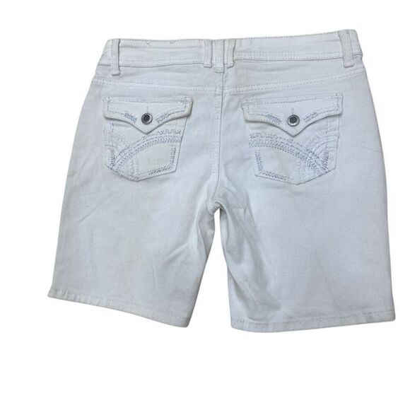 Apollo Jean Shorts Women's Size 10 White Mid-rise Flap Pockets Silver Stitching - Picture 6 of 10